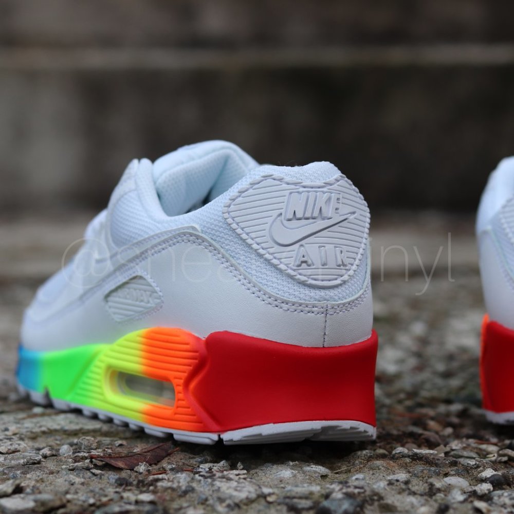 Nike Air Max 90 PRIDE RAINBOW Custom NWT - Picture 5 of 8